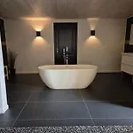 Villa Ocove 8 Pers