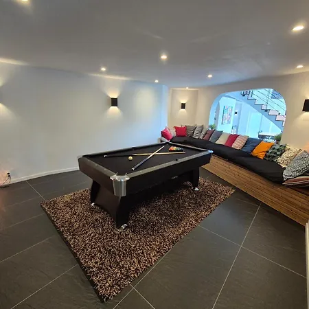 Villa Ocove 8 Pers